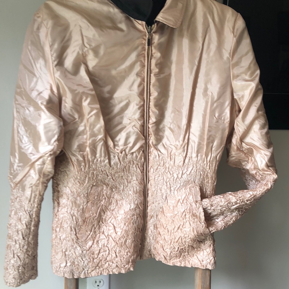 Elegant Reversible Black/Cream Women's Quilted Jacket - Picture 12 of 16
